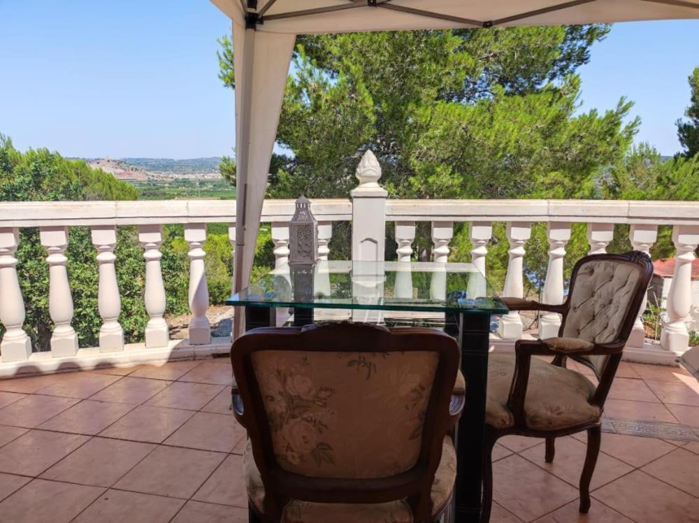Chateau Angelique Villa Montroy Kültér fotó